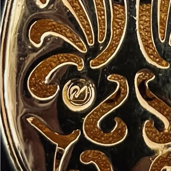 #84 RARE Vintage Limited Edition Swarovski Mandolin Brooch - Picture 3 of 3